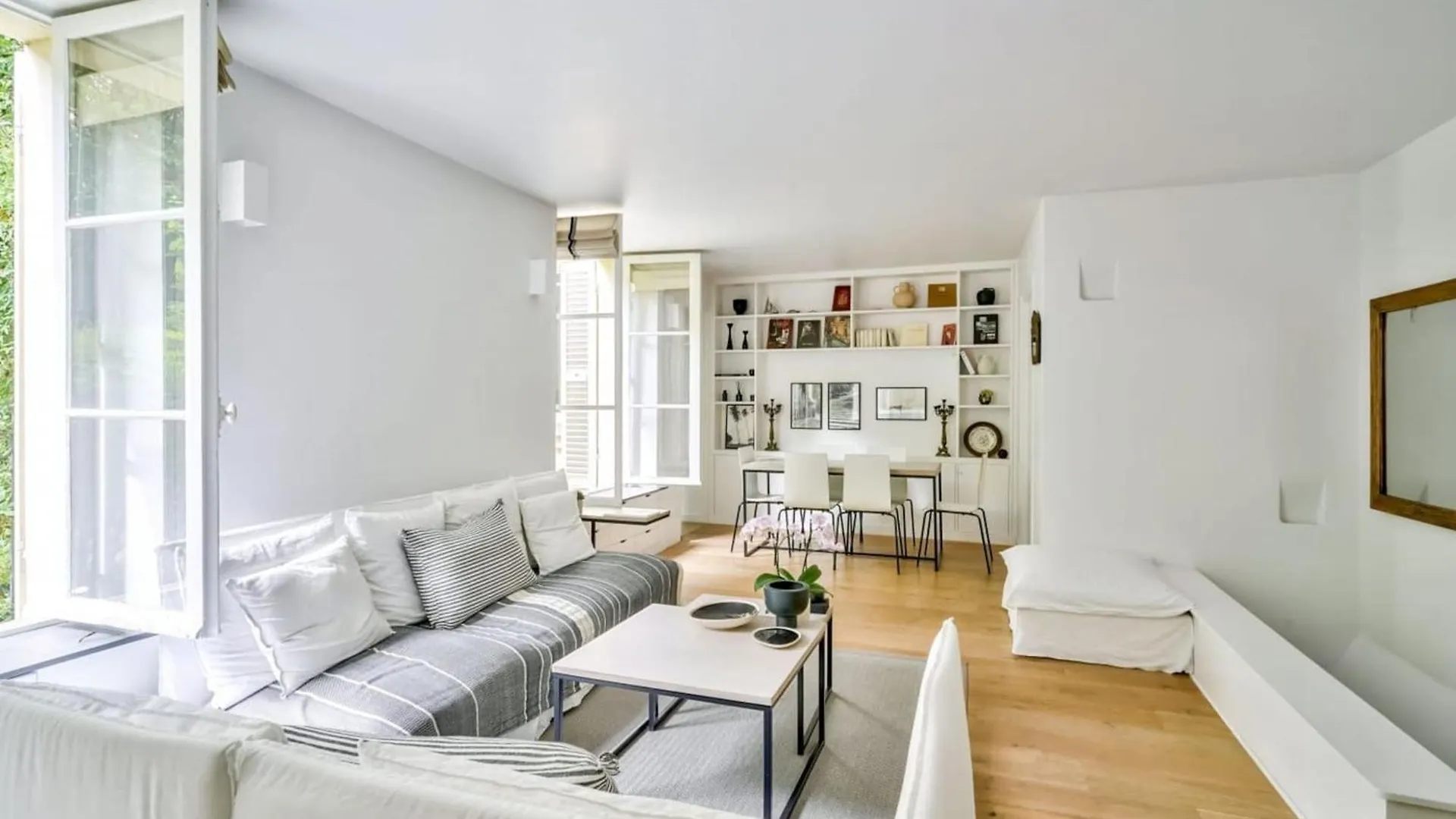 Superb In The Heart Of Saint-germain * Paryż