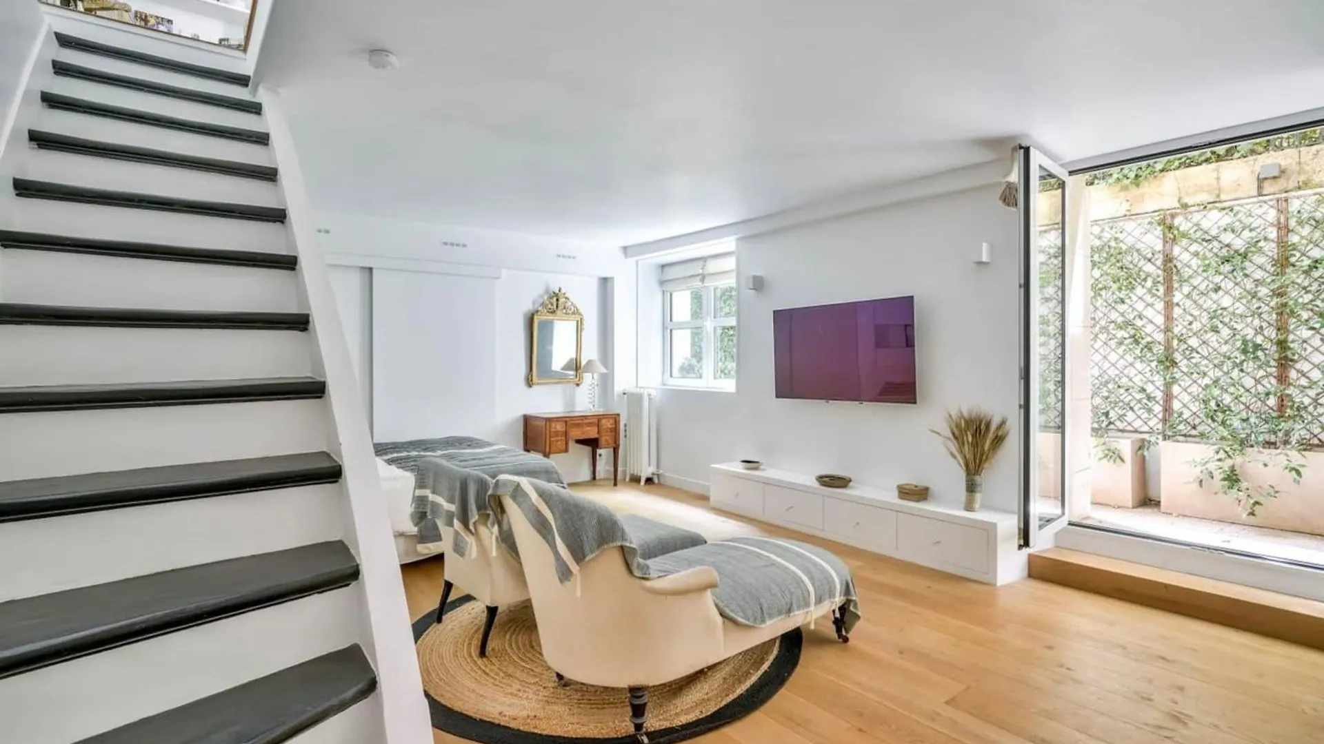 Superb In The Heart Of Saint-germain